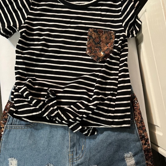 Girls 2 piece boutique outfits - Picture 2 of 2